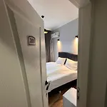 Hotel Asparagus & Old 3*