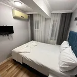 Hotel Asparagus & Old 3*