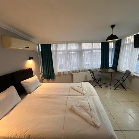 Asparagus & Old Szálloda