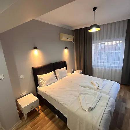 Asparagus & Old Isztambul