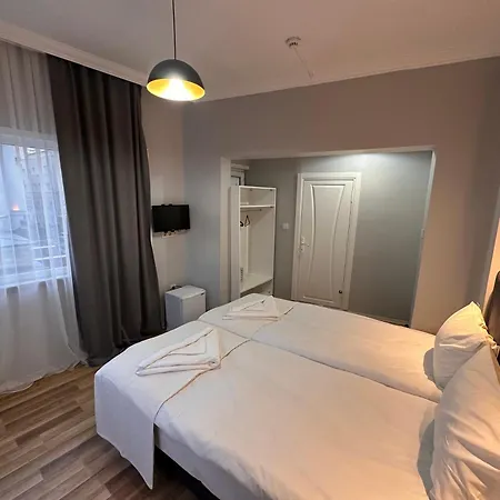 Asparagus & Old Isztambul