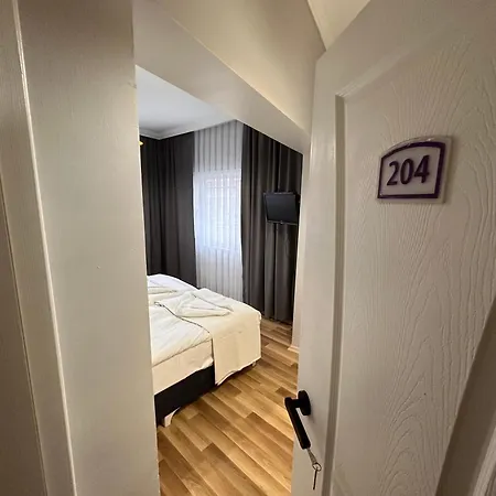 فندق Asparagus & Old