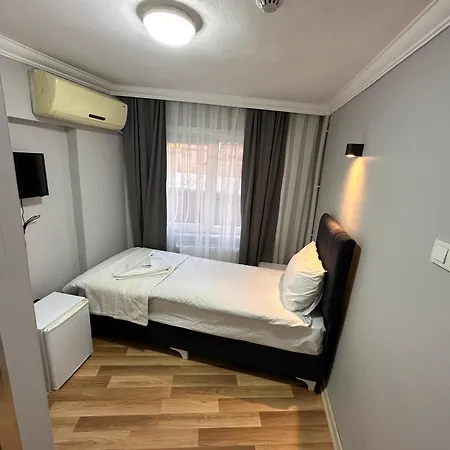 Asparagus & Old اسطنبول