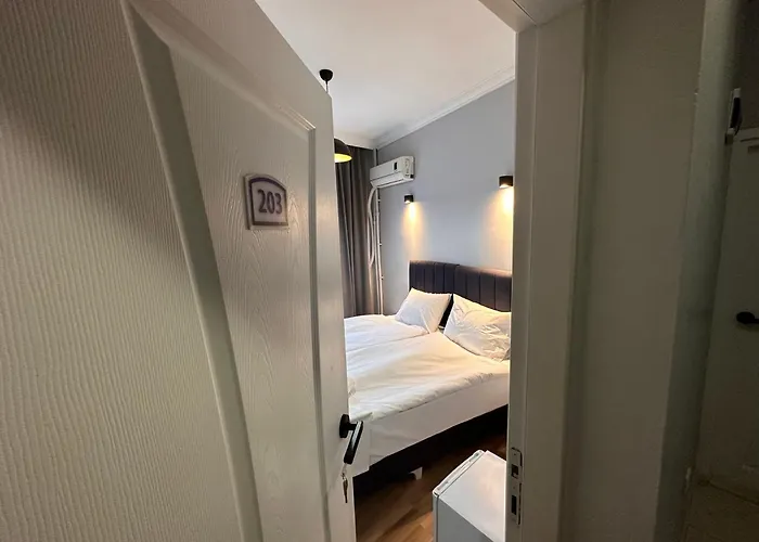 Hotel Asparagus & Old 3*