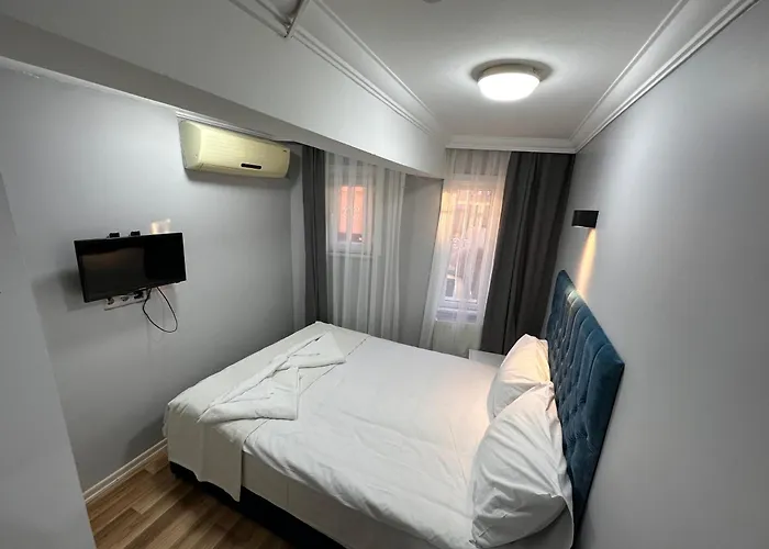 Asparagus & Old Hotel 3*