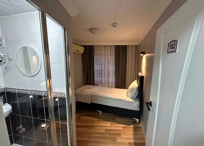 Asparagus & Old Hotel