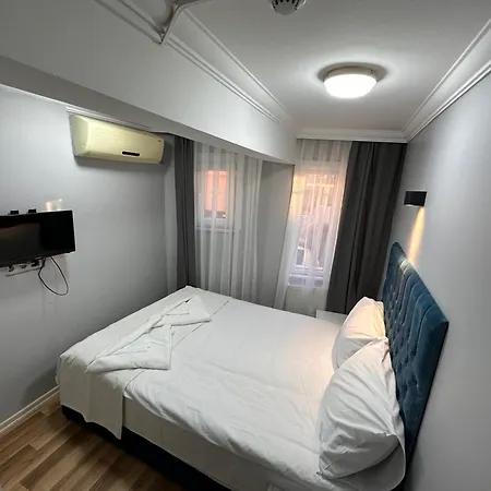 Asparagus & Old Hotel 3*